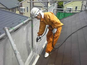 屋根ガイナ塗装　高圧洗浄４