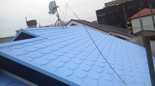 屋根スレート瓦　ガイナ塗装２