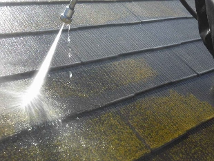 屋根スレート瓦　高圧洗浄