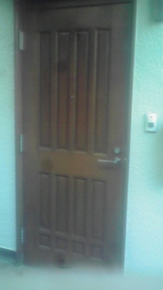 玄関ドアの塗装