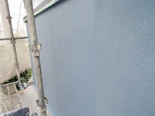 ジョリパット外壁の上塗り塗装２