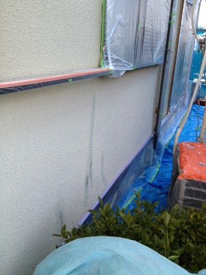 外壁塗装　モルタル　ひび割れ補修②
