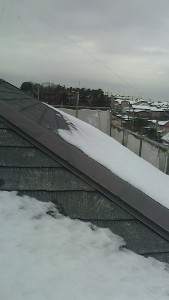 屋根塗装　雪