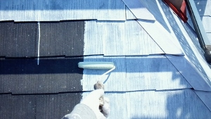 屋根ガイナ塗装　下塗り
