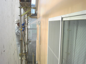 外壁塗装前　高圧洗浄